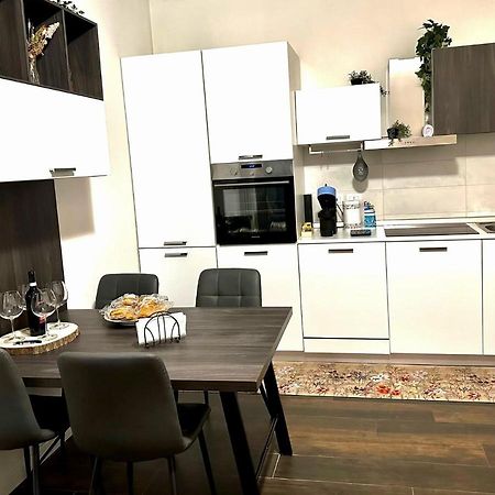 Axi House Lägenhet Bologna Exteriör bild